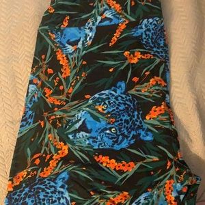 Lularoe leggings cheetah TC